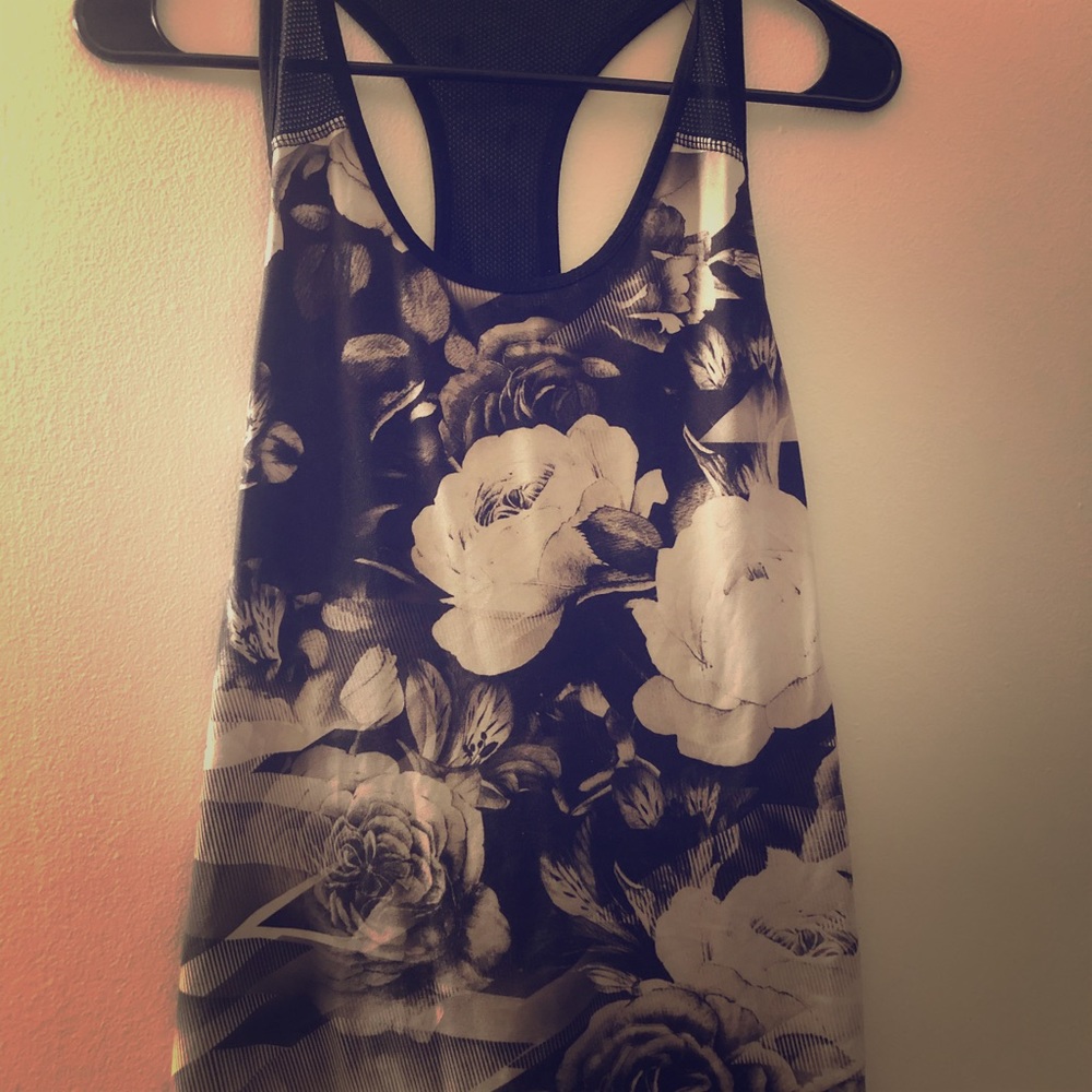 White roses Floral Racerback Athletic